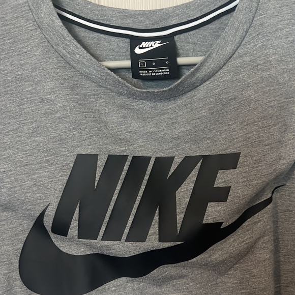 Workout tops - bundle! - Picture 7 of 7